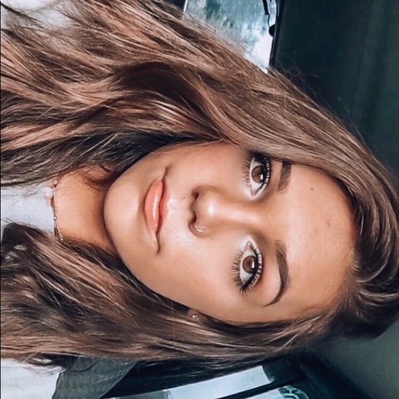 Meet your Posher, Jessi - Picture 1 of 1